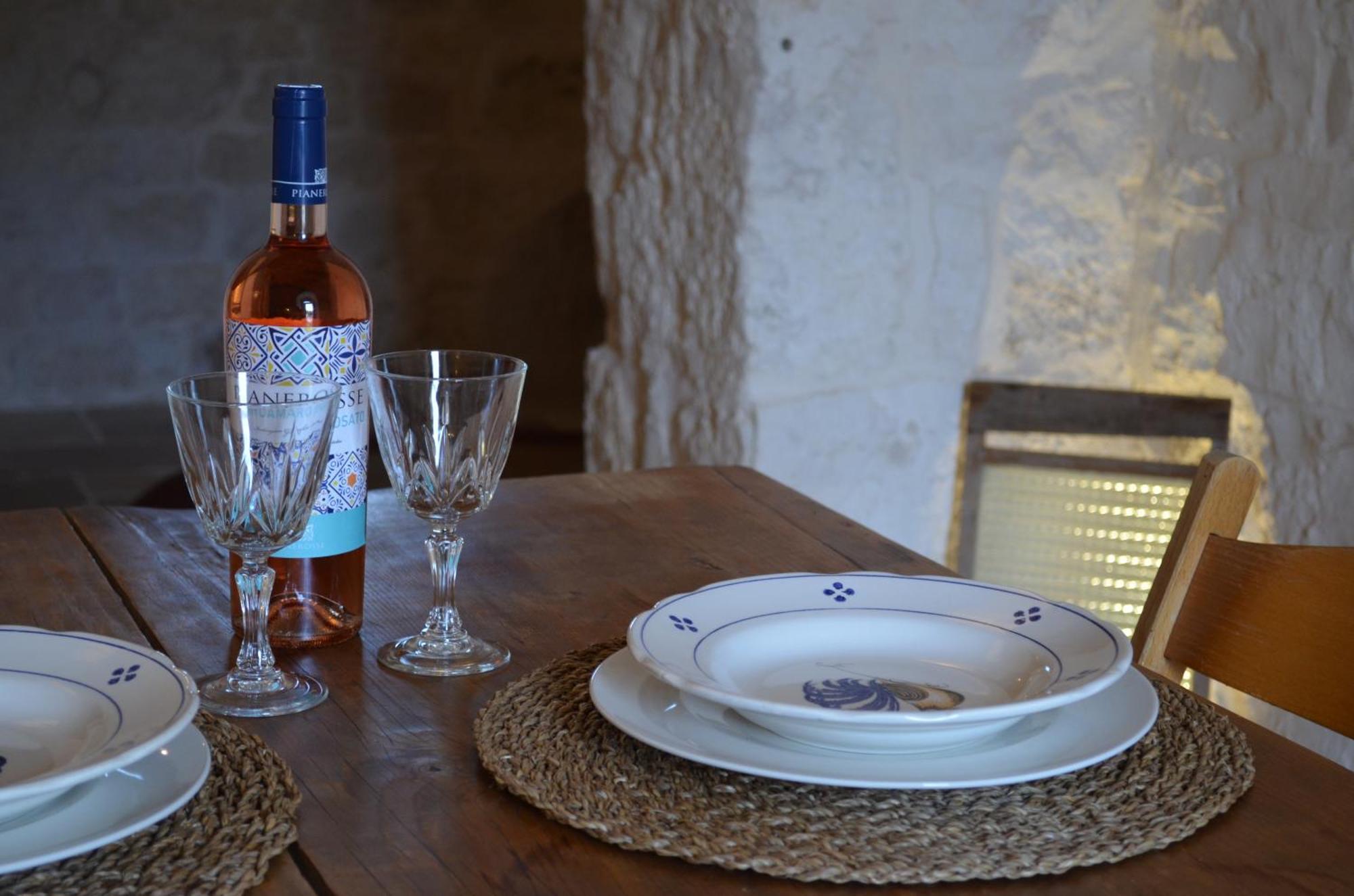 B&B Fuga Al Trullo Остуни Экстерьер фото