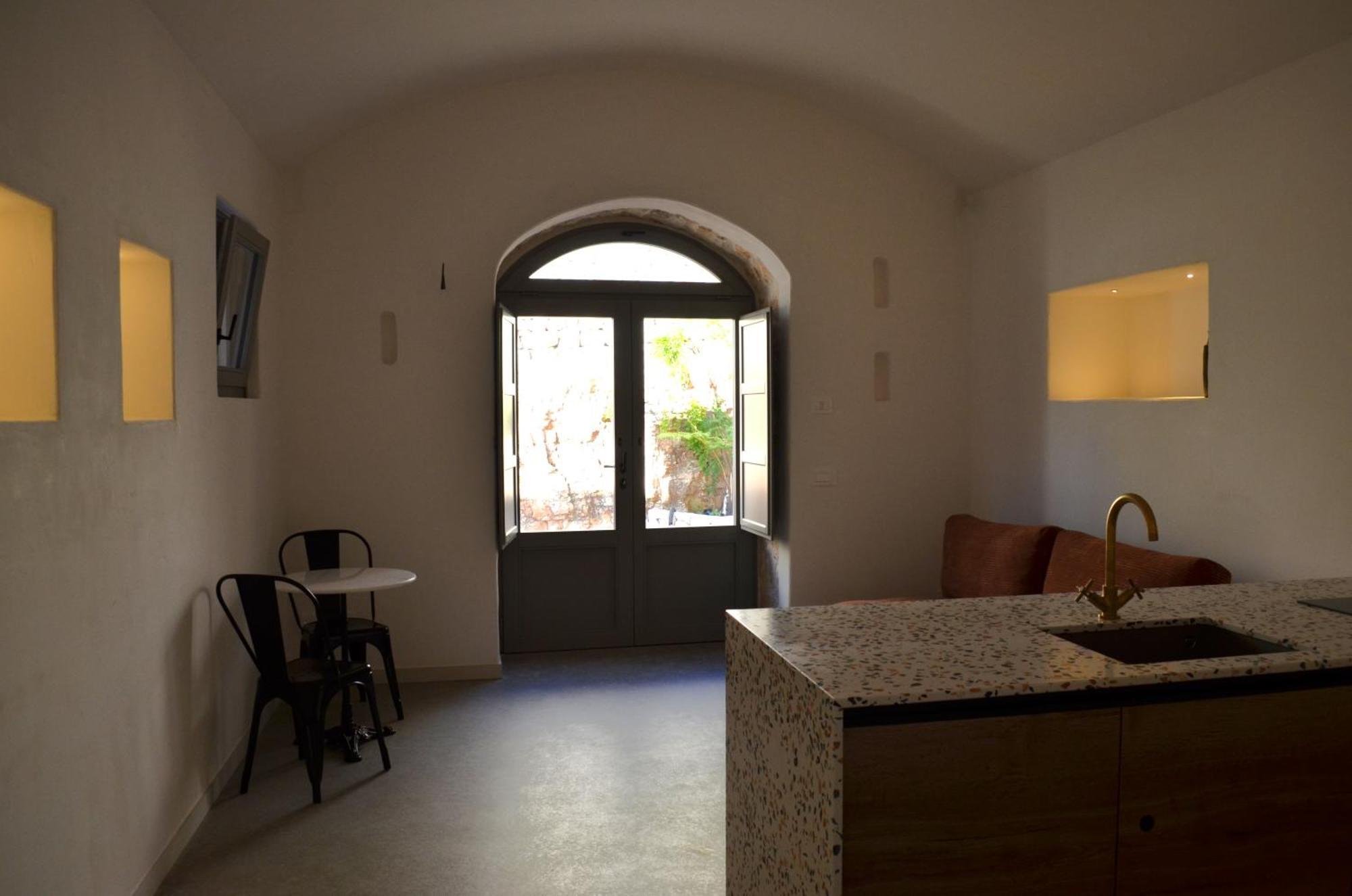 B&B Fuga Al Trullo Остуни Экстерьер фото